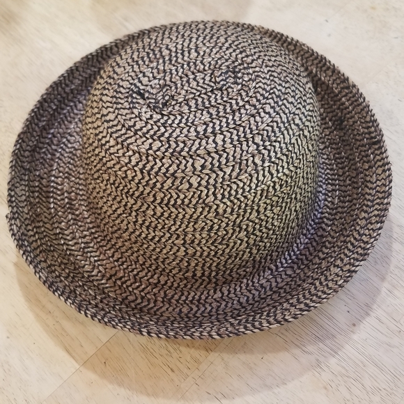 NWT BROWN POLYESTER HAT - Picture 4 of 4